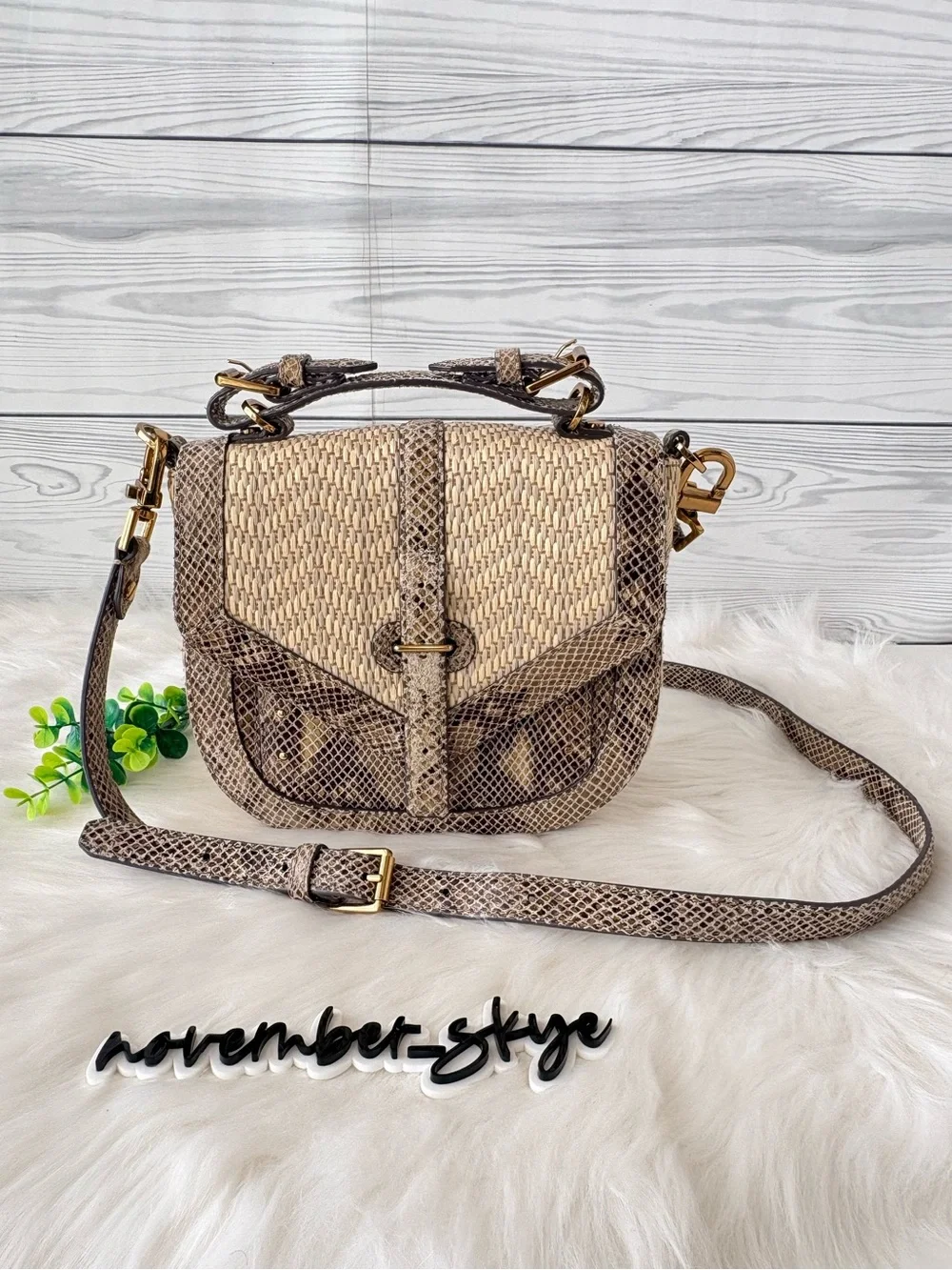 Tory Burch 797 Medium‎ Natural Raffia Snakeskin Print Flap Satchel Shoulder Bag.